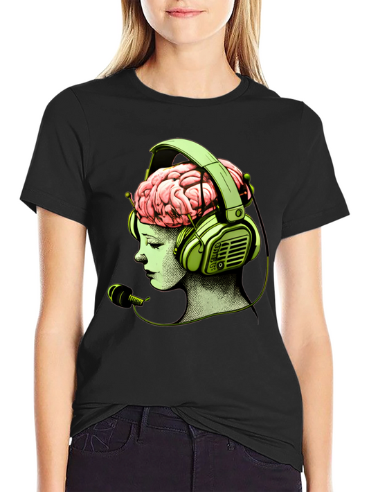 Camiseta Negra con Diseño Cerebral y Auriculares