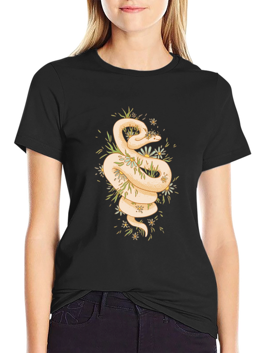 Camiseta Negra con Diseño de Serpiente Floral