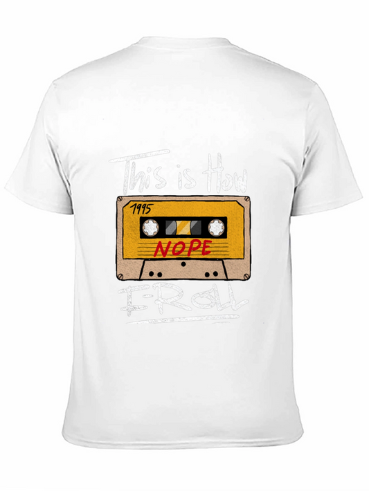 Camiseta Negra con Diseño de Casete Retro