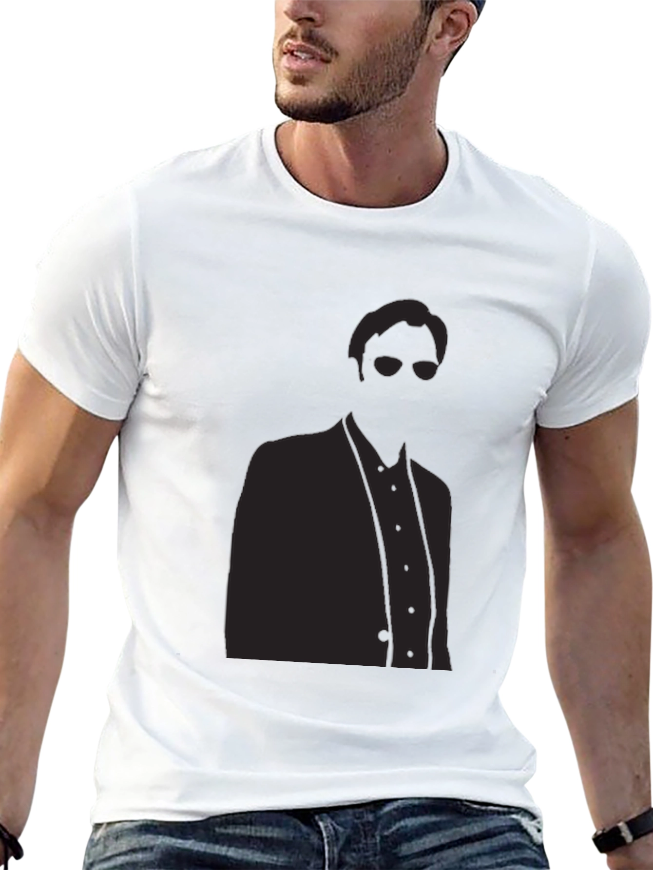 Camiseta Negra Hombre Silueta Misteriosa Elegante