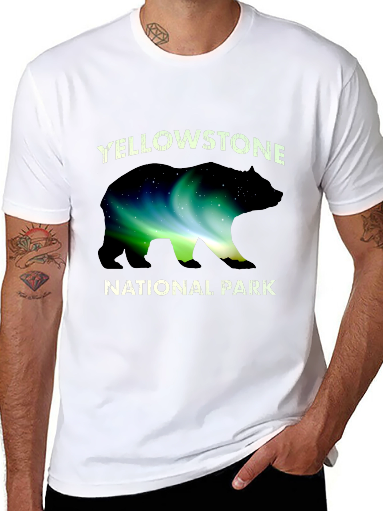 Camiseta Yellowstone National Park Oso Aurora Boreal