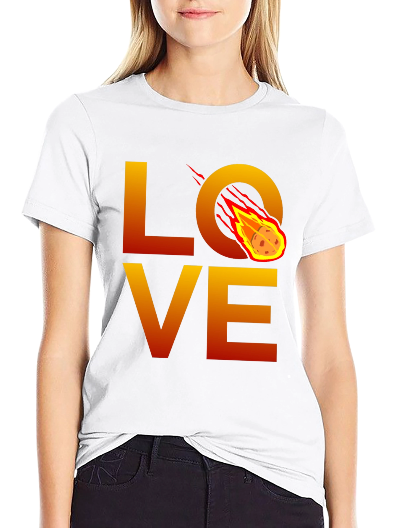 Camiseta Negra LOVE con Meteorito en Llamas
