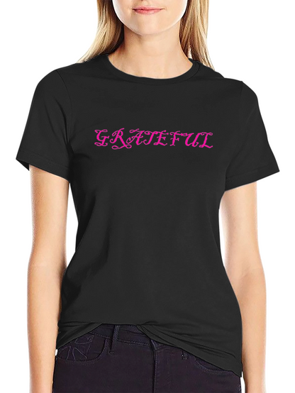 Camiseta Negra Grateful con Diseño Elegante