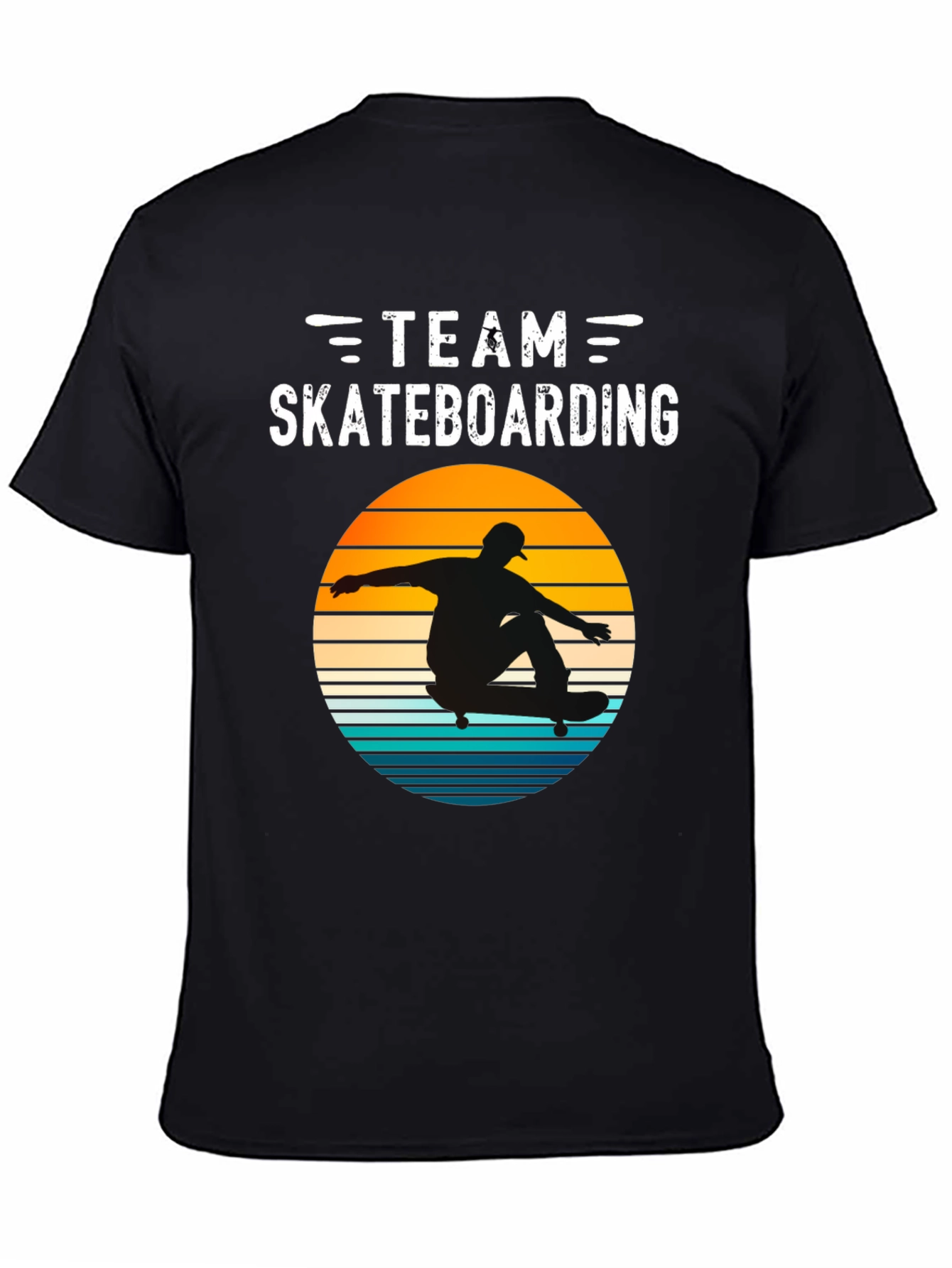 Camiseta Negra Team Skateboarding Estilo Retro