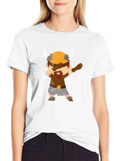 Camiseta Negra con Diseño Vikingo Divertido