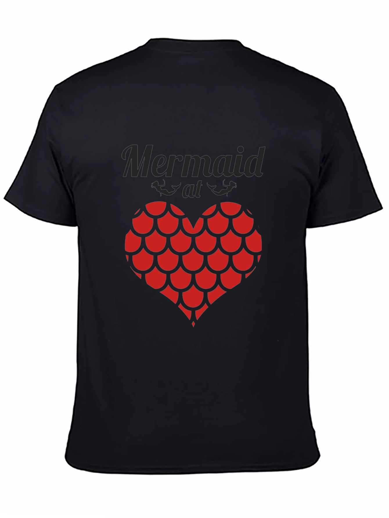Camiseta Negra Corazón Escamas Sirena