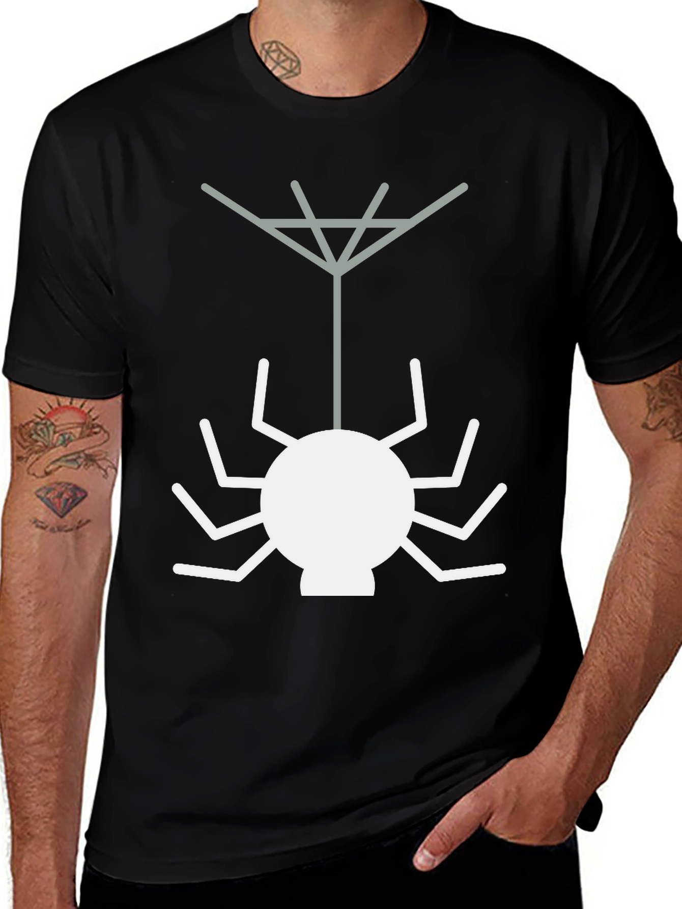 Camiseta Negra con Diseño de Araña Geométrica