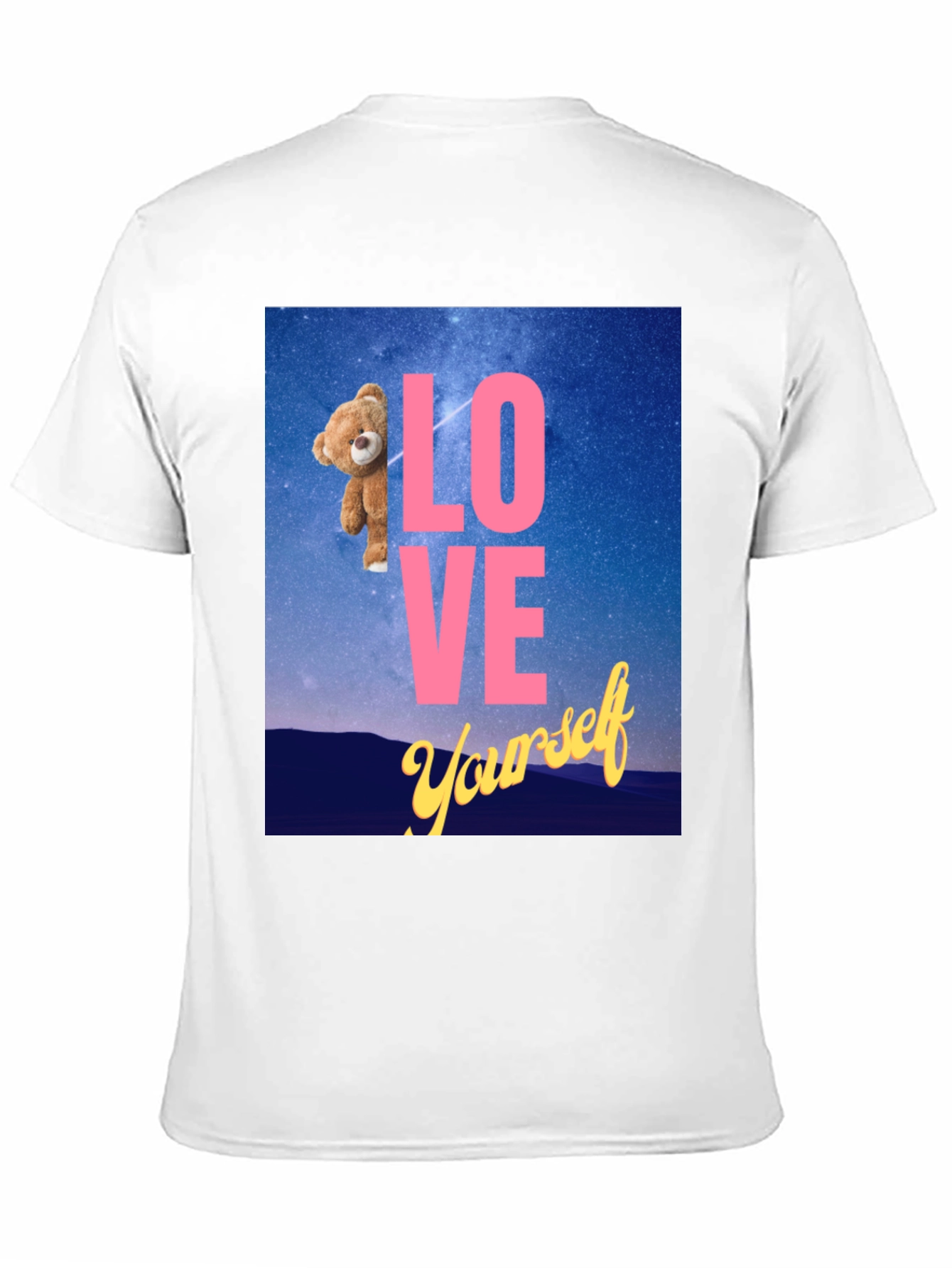 Camiseta Negra: Love Yourself con Oso en el Espacio