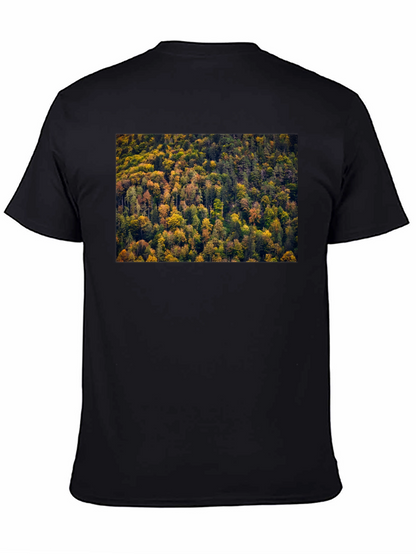 Camiseta Negra con Diseño de Bosque Otoñal