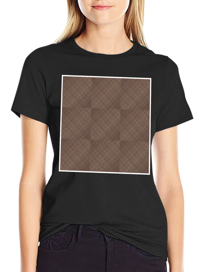 Camiseta Negra con Diseño Geométrico Marrón