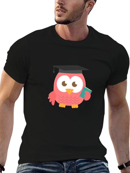 Camiseta Negra con Búho Graduado