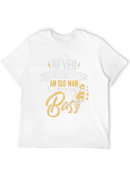 Camiseta Negra Never Underestimate Old Man With A Bass