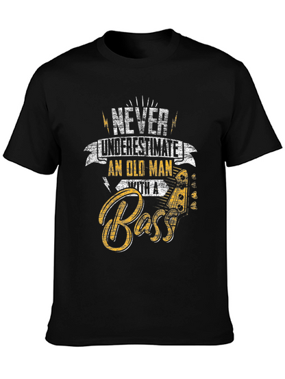 Camiseta Negra Never Underestimate Old Man With A Bass