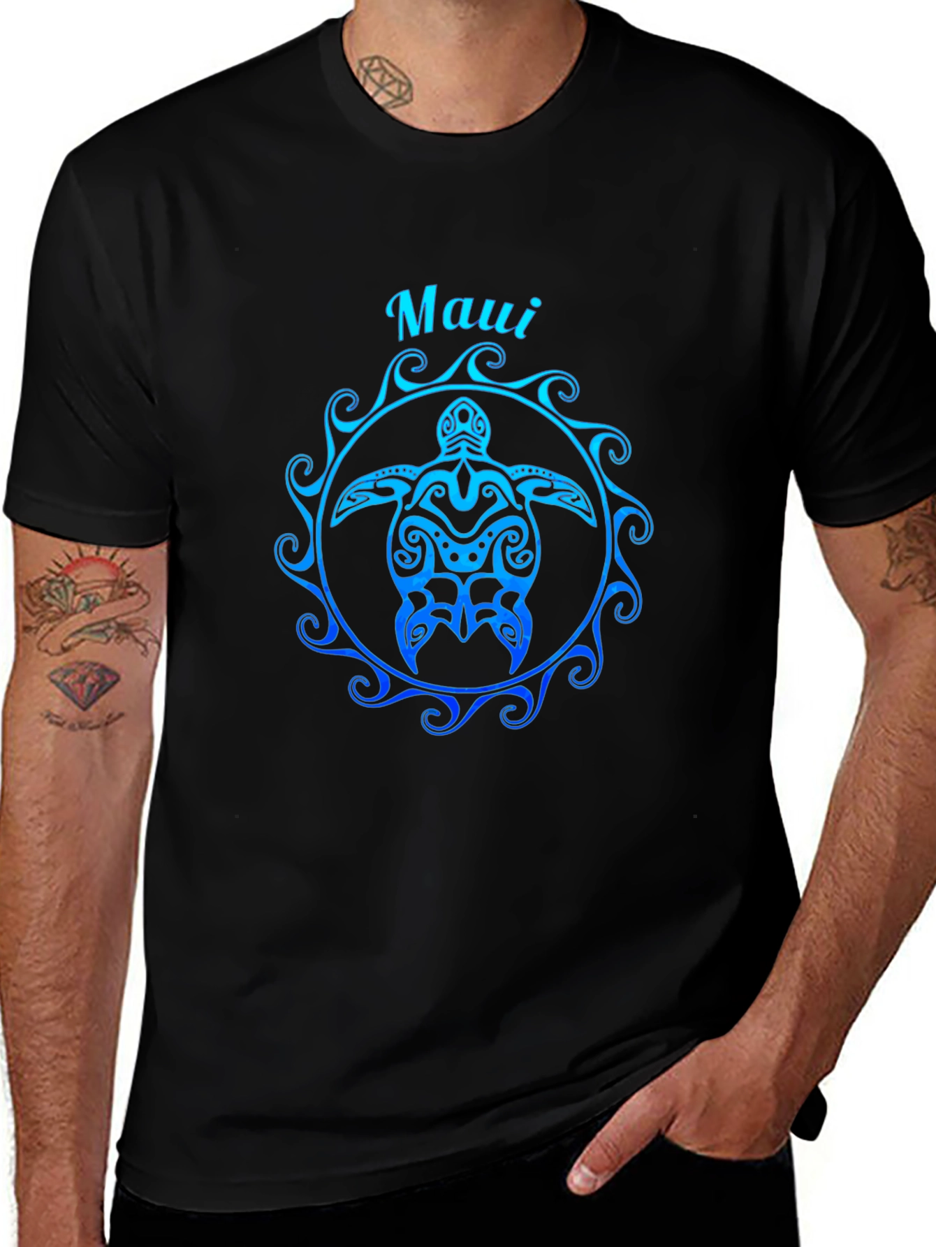 Camiseta Negra Maui Tortuga Tribal Degradado Azul