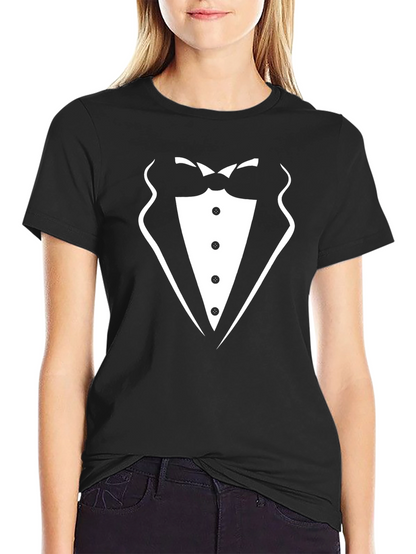 Camiseta Negra Diseño Traje Elegante