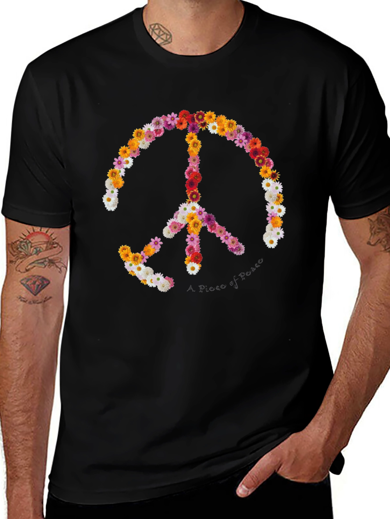 Camiseta Negra con Símbolo de la Paz Floral