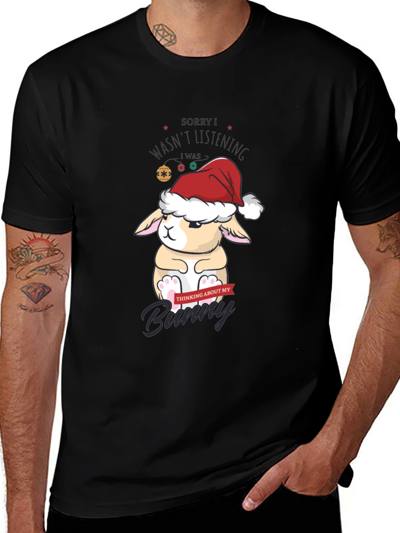 Camiseta Navideña con Diseño de Conejo Pensativo