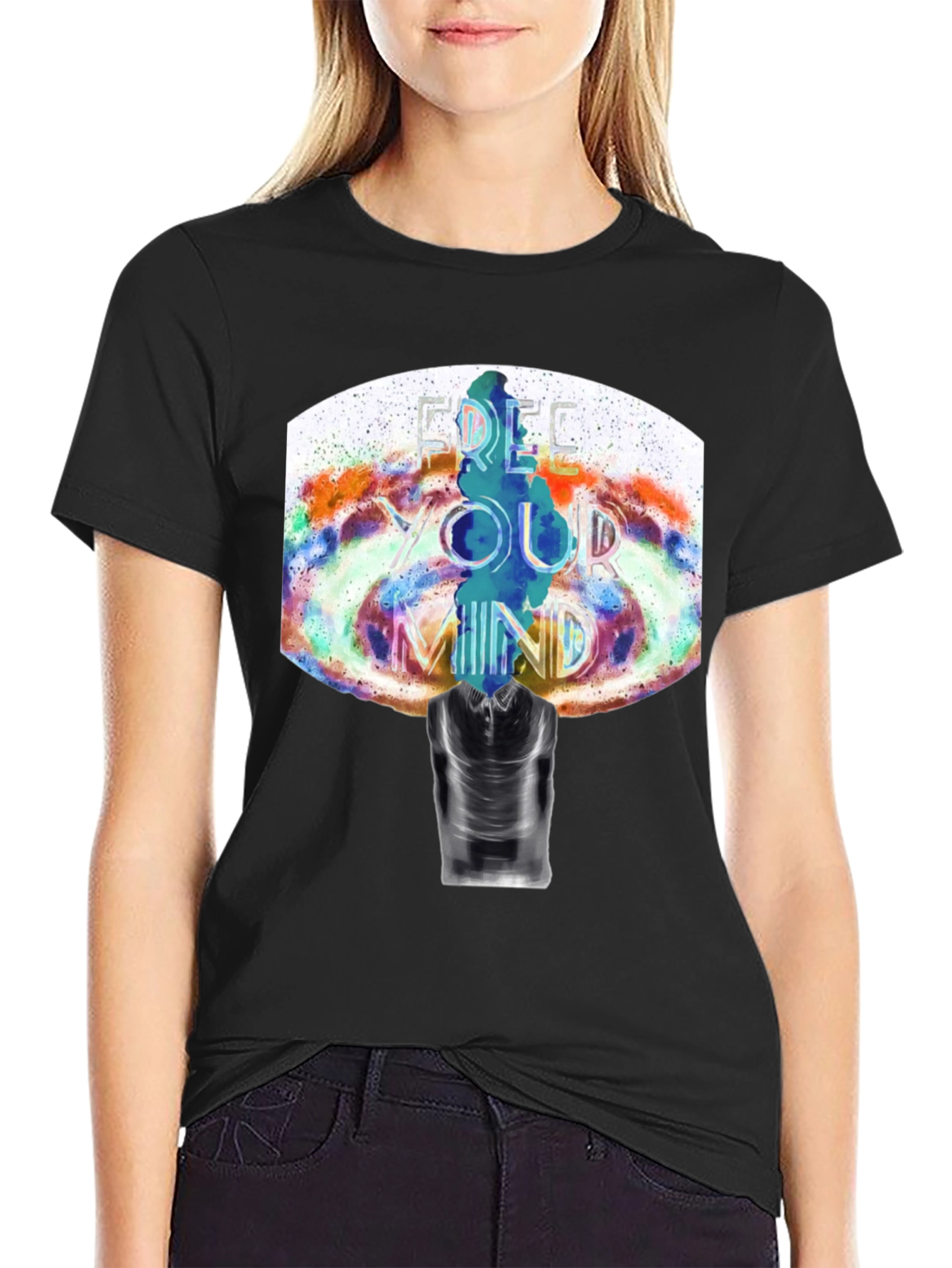 Camiseta Negra Estampada: Libera Tu Mente