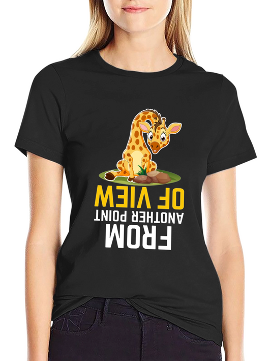 Camiseta Negra con Diseño de Jirafa - Punto de Vista Único