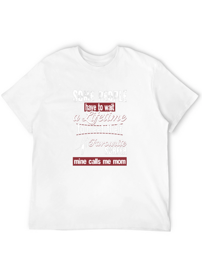 Camiseta Negra Mi Favorito Surfista me Llama Mamá