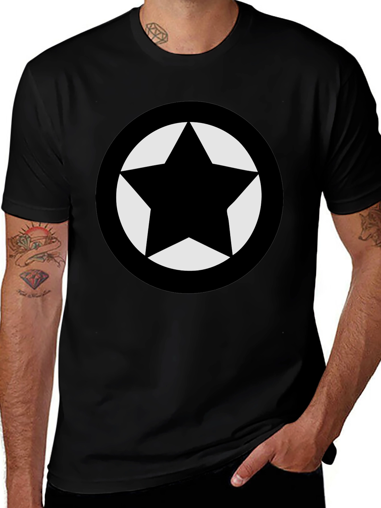 Camiseta Negra Estrella Círculo Diseño Casual