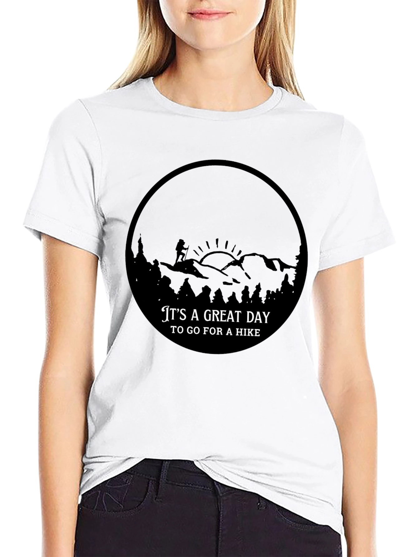 Camiseta Negra Diseño Aventura Senderismo