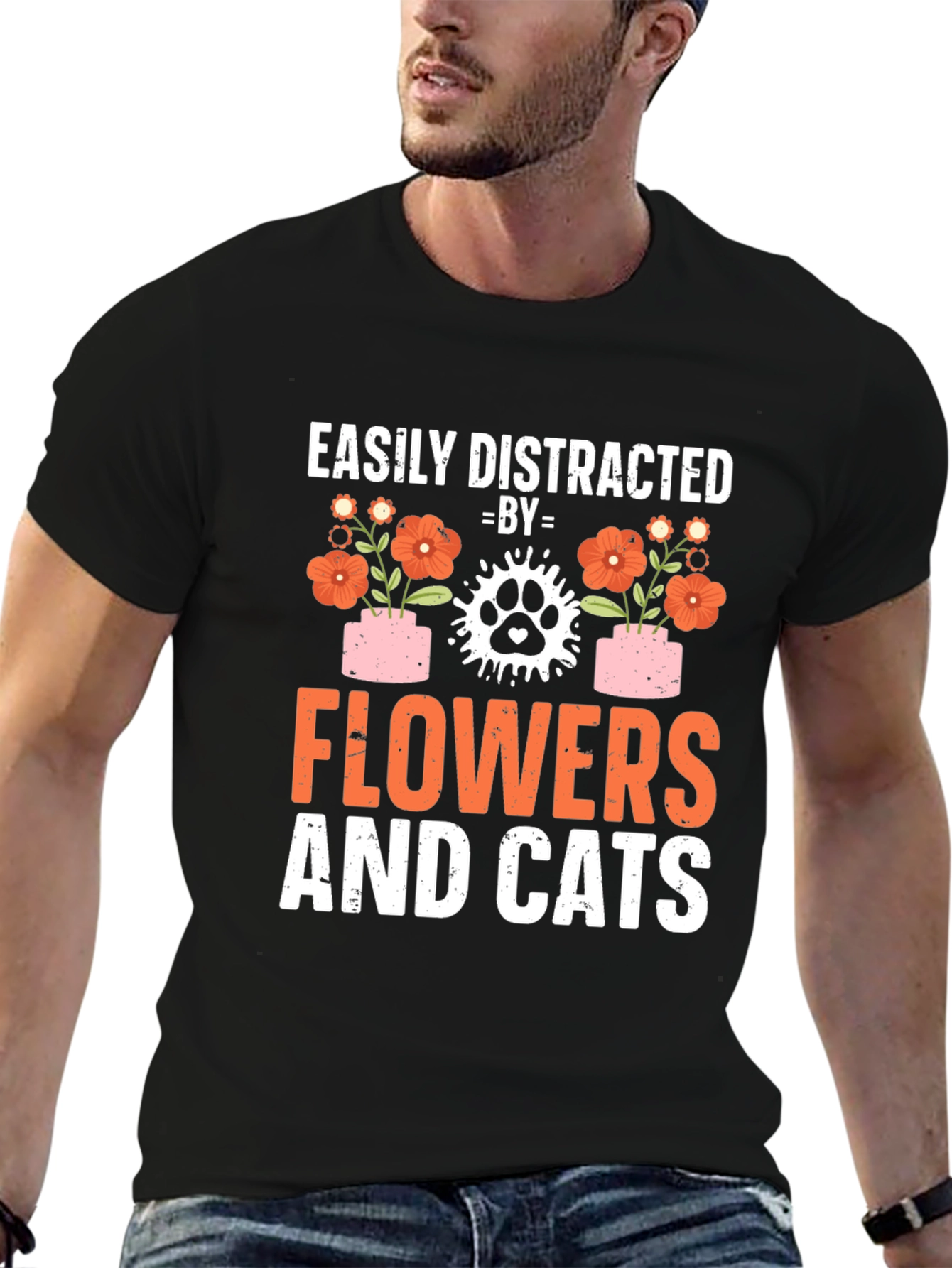 Camiseta Flores y Gatos: Distracción Asegurada