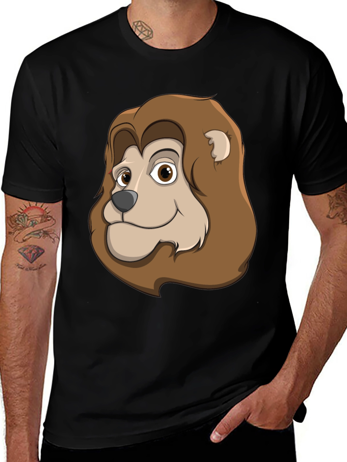 Camiseta Negra con Diseño de León Animado