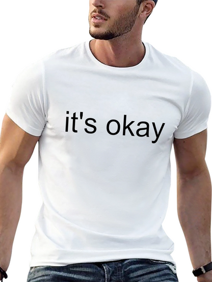 Camiseta Negra Casual con Mensaje Its Okay