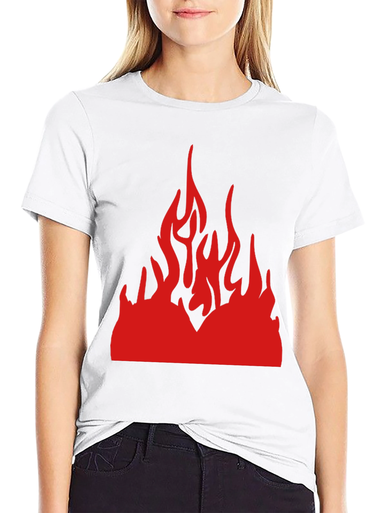 Camiseta Negra con Llamas Rojas