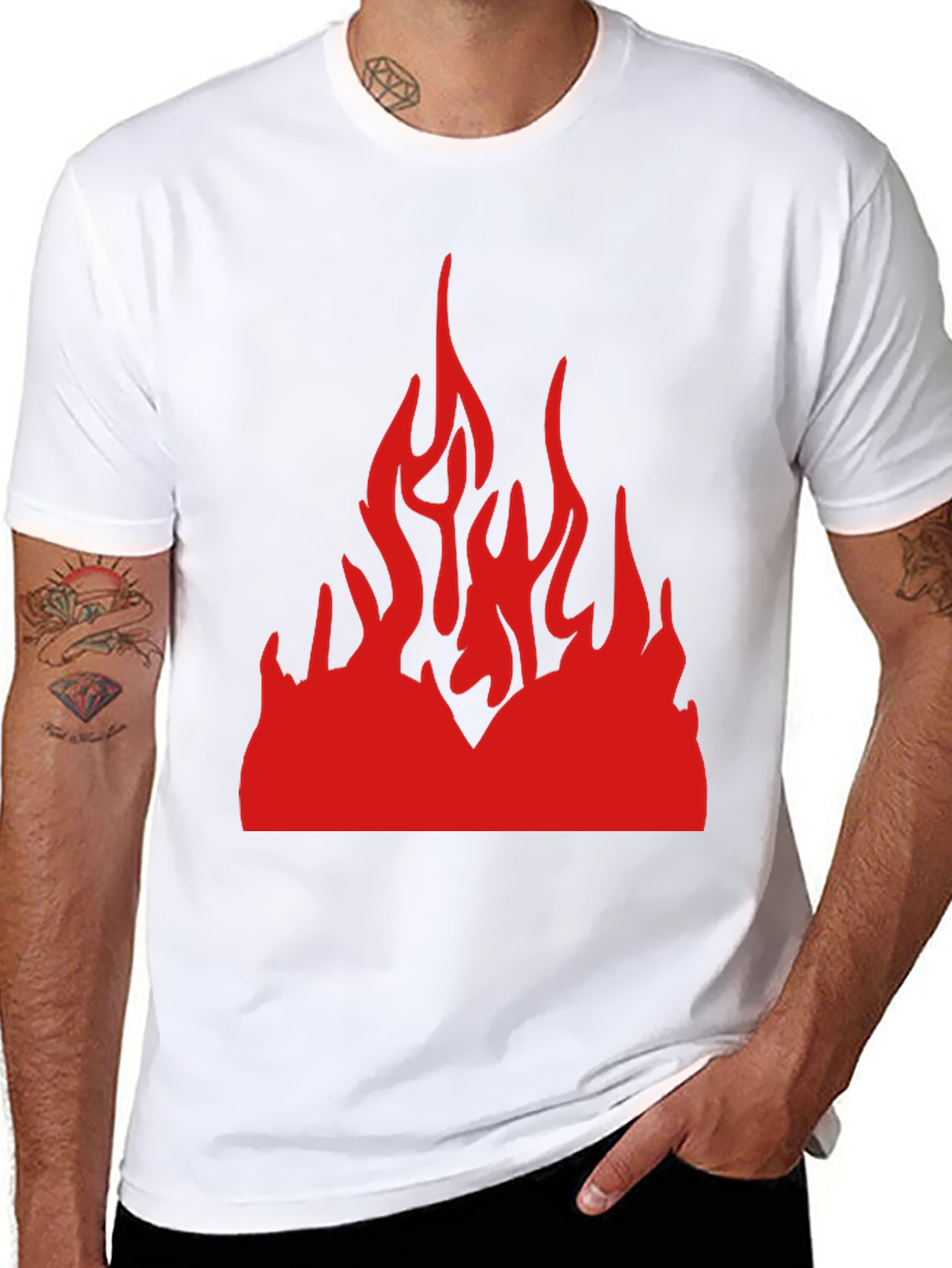 Camiseta Negra con Llamas Rojas