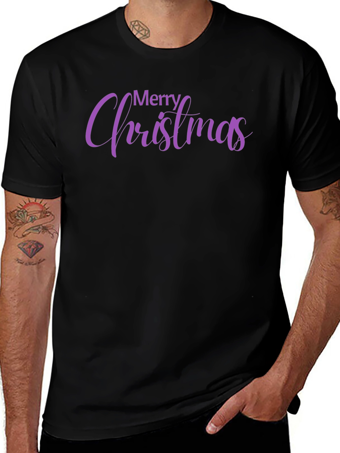 Camiseta Negra con Diseño Navideño Morado
