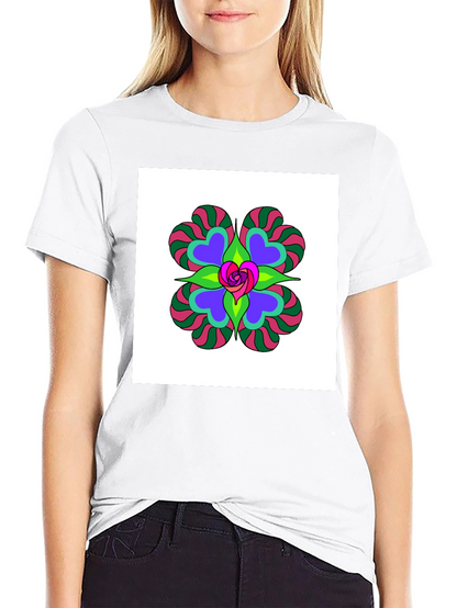 Camiseta Negra con Diseño Floral Psicodélico