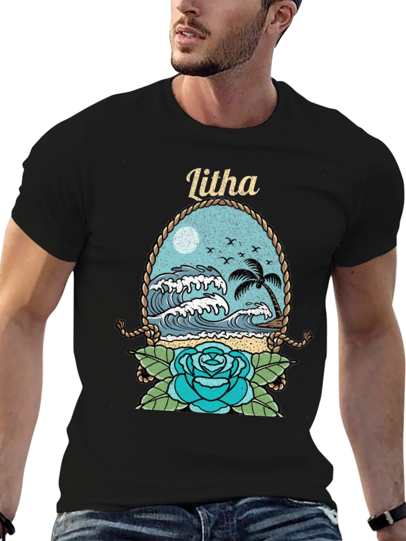 Camiseta Negra con Diseño de Playa Litha