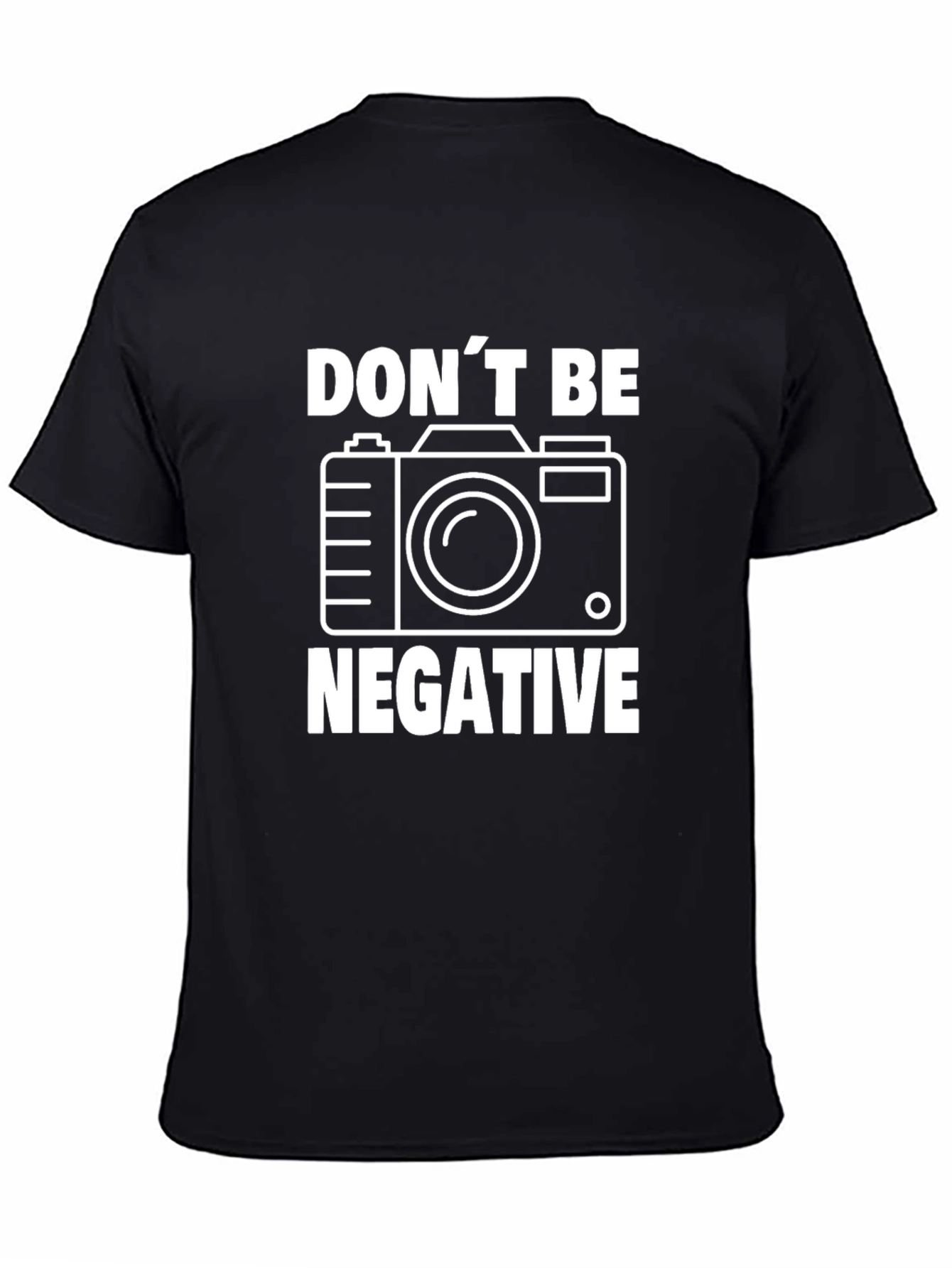 Camiseta Negra con Diseño de Cámara Dont Be Negative