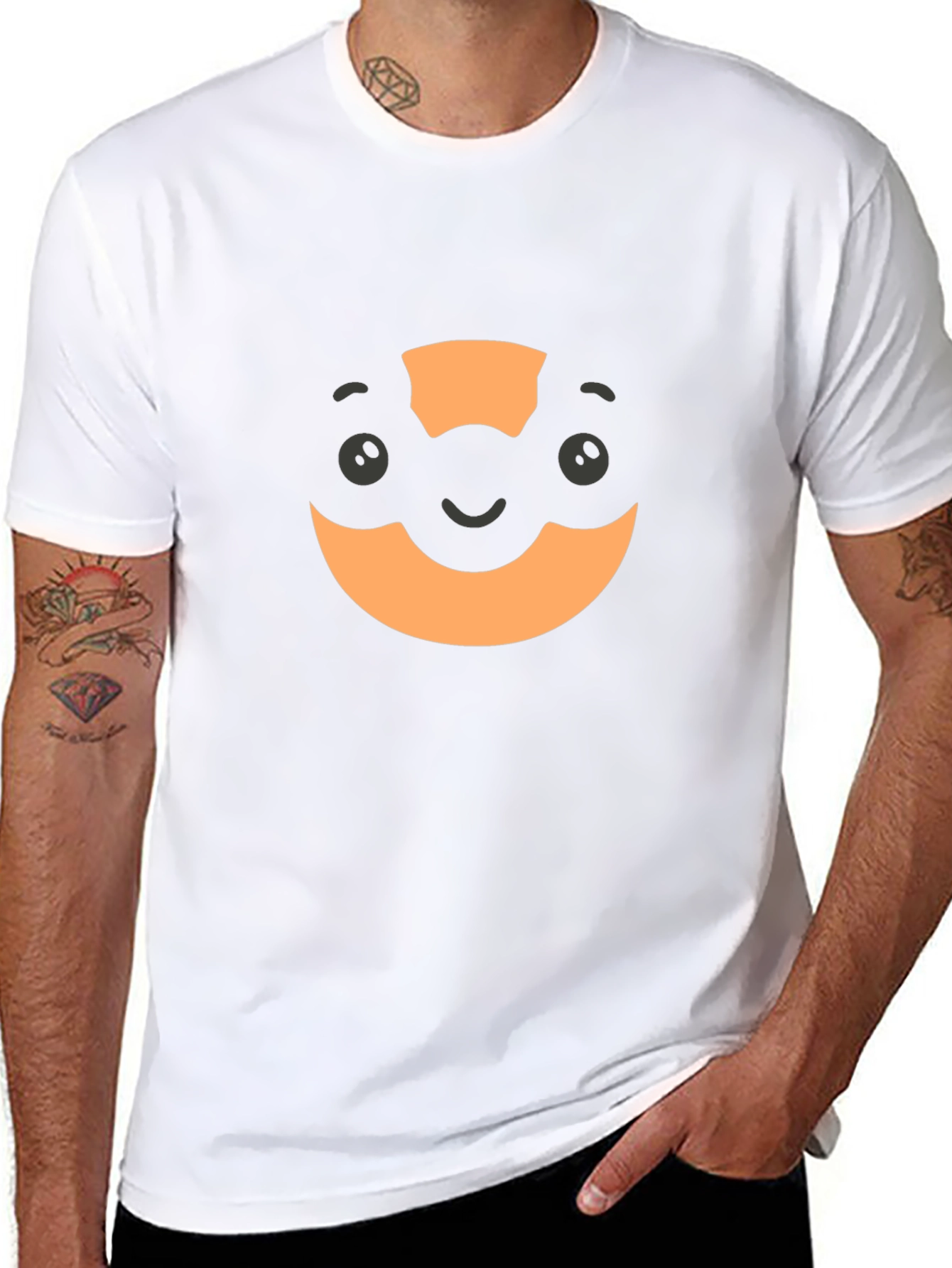Camiseta Negra con Diseño Gráfico Naranja