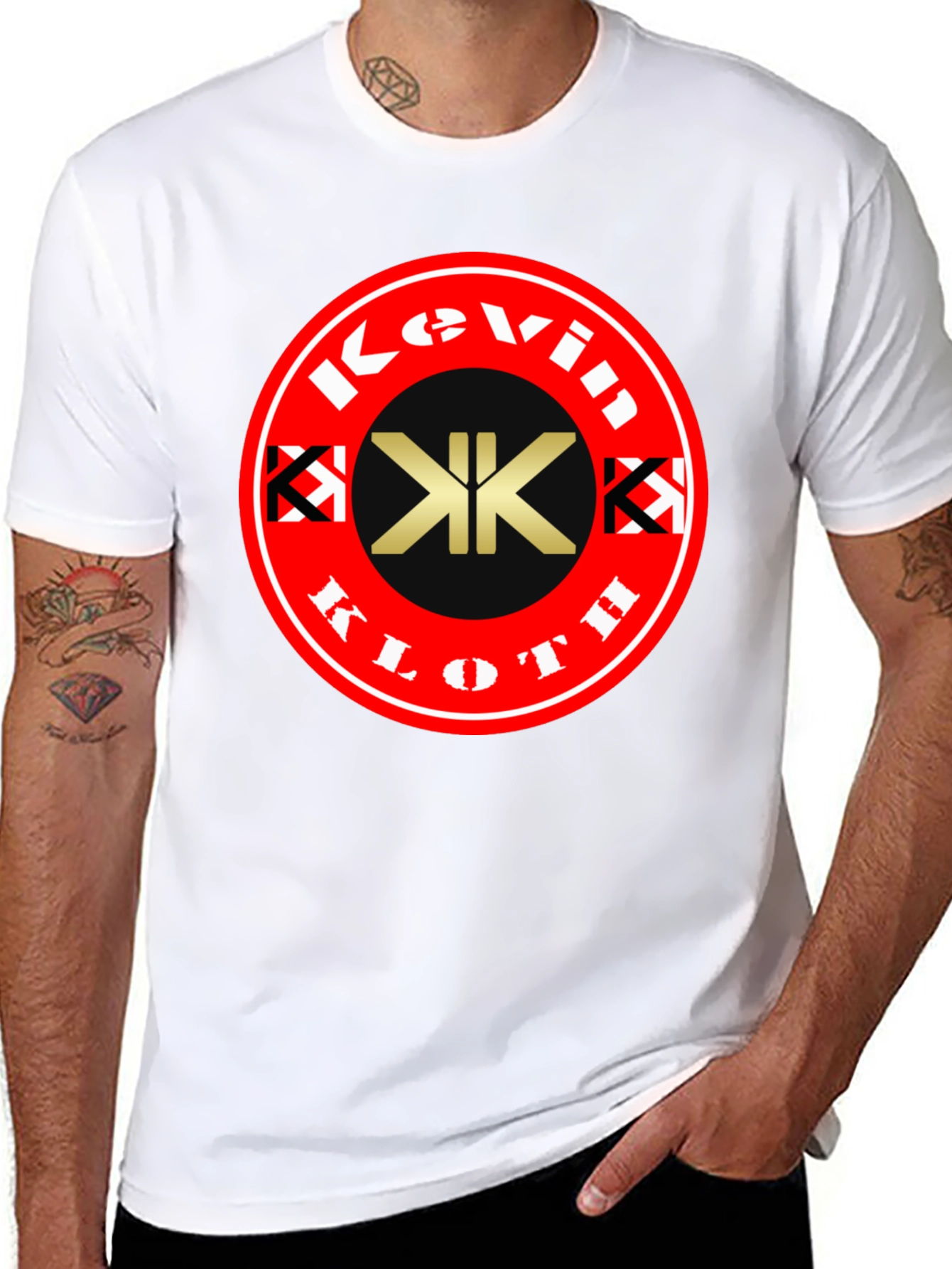 Camiseta Negra con Logo Kevin Kloth Rojo