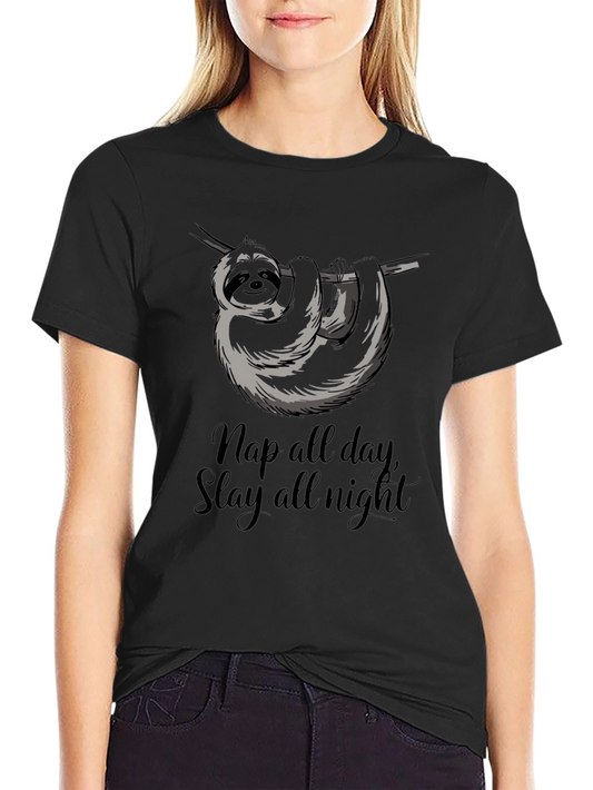Camiseta Negra con Diseño de Perezoso - Nap all day Slay all night