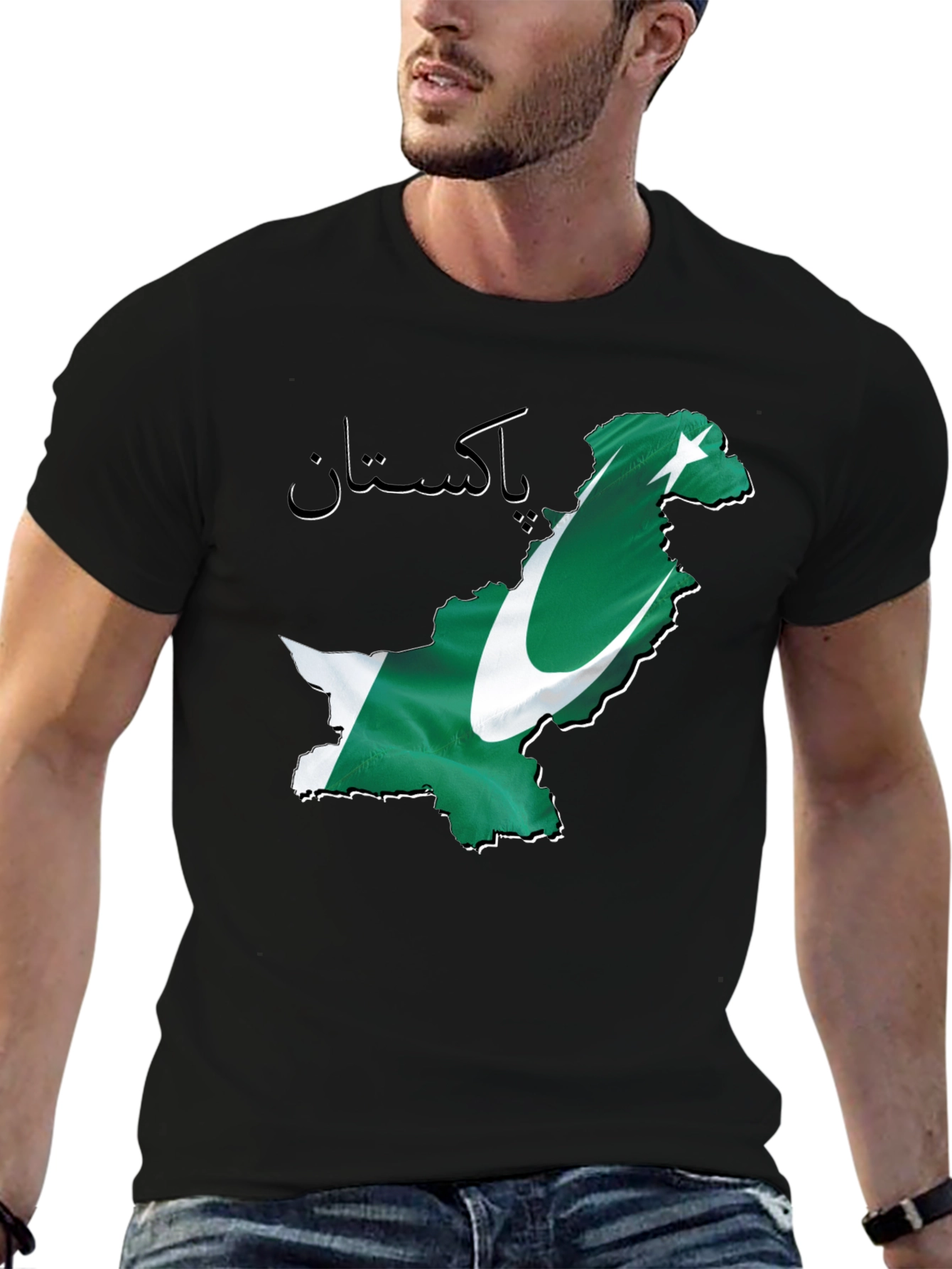 Camiseta Negra con Diseño de Pakistán