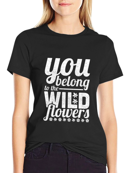 Camiseta Negra con Diseño Wildflowers
