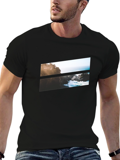 Camiseta Negra con Diseño Paisajístico Abstracto
