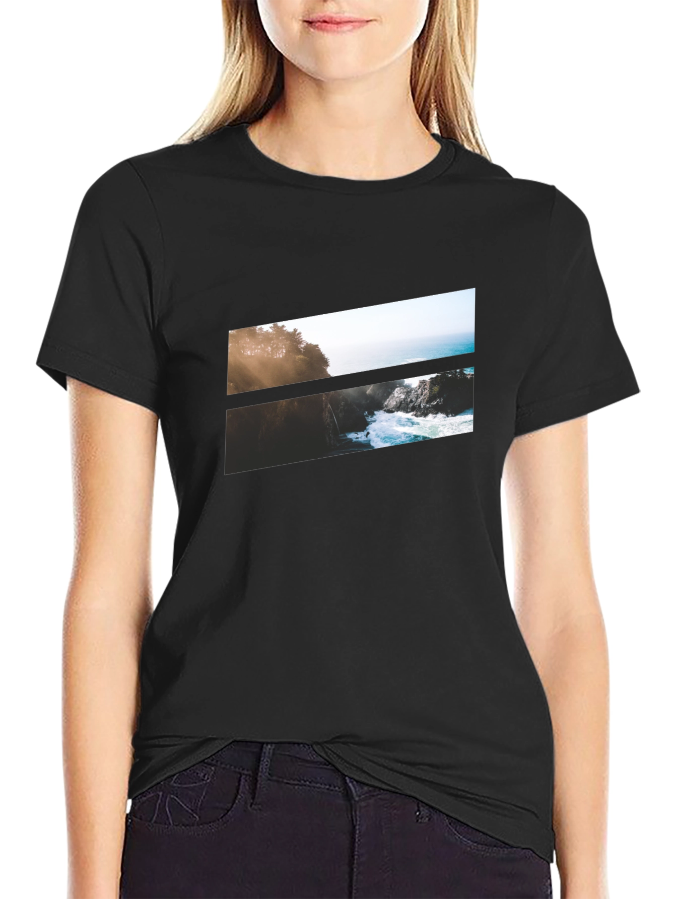 Camiseta Negra con Diseño Paisajístico Abstracto