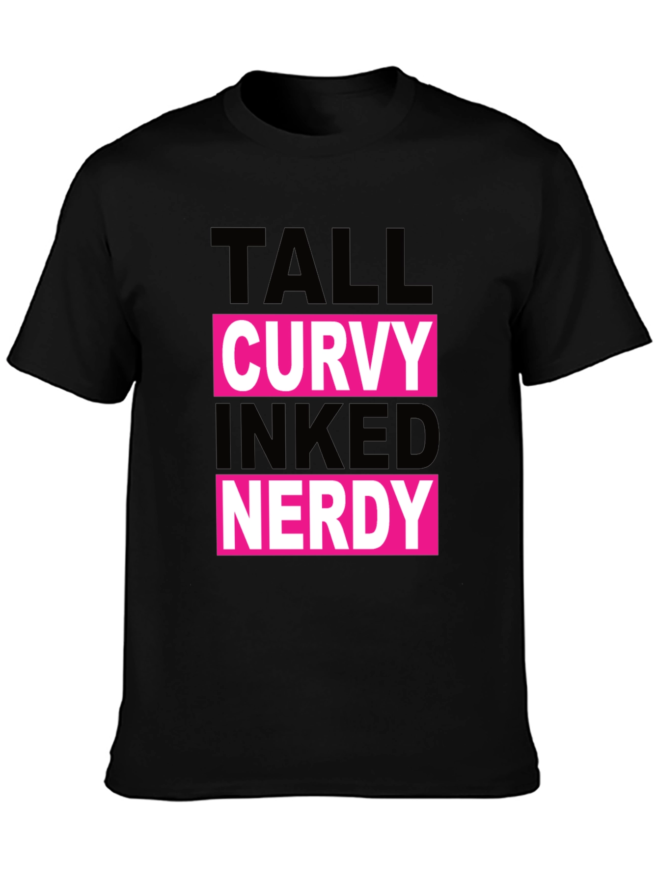 Camiseta Negra: Alto Curvy Tatuado Nerd