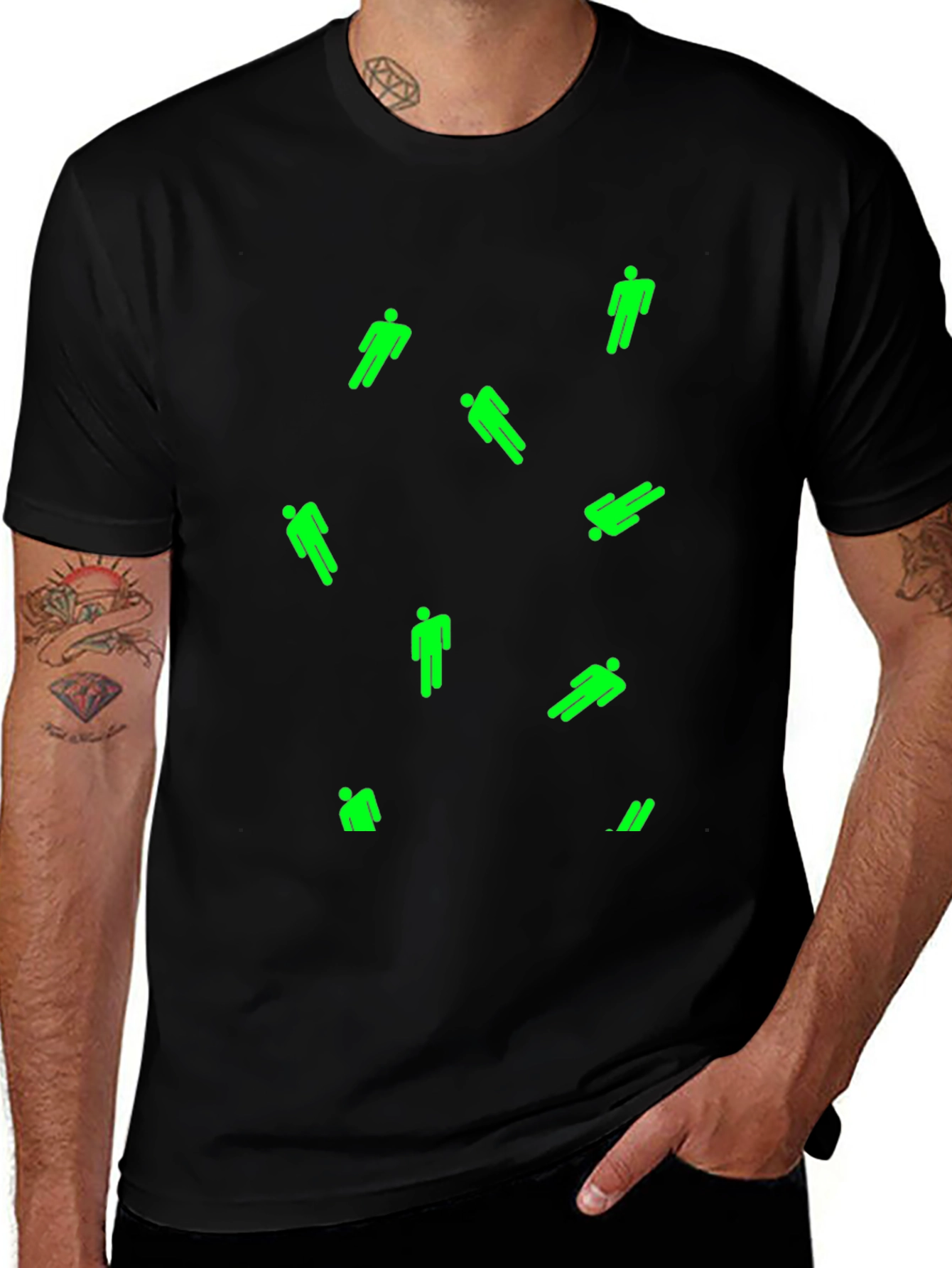 Camiseta Negra con Estampado de Personas Verdes
