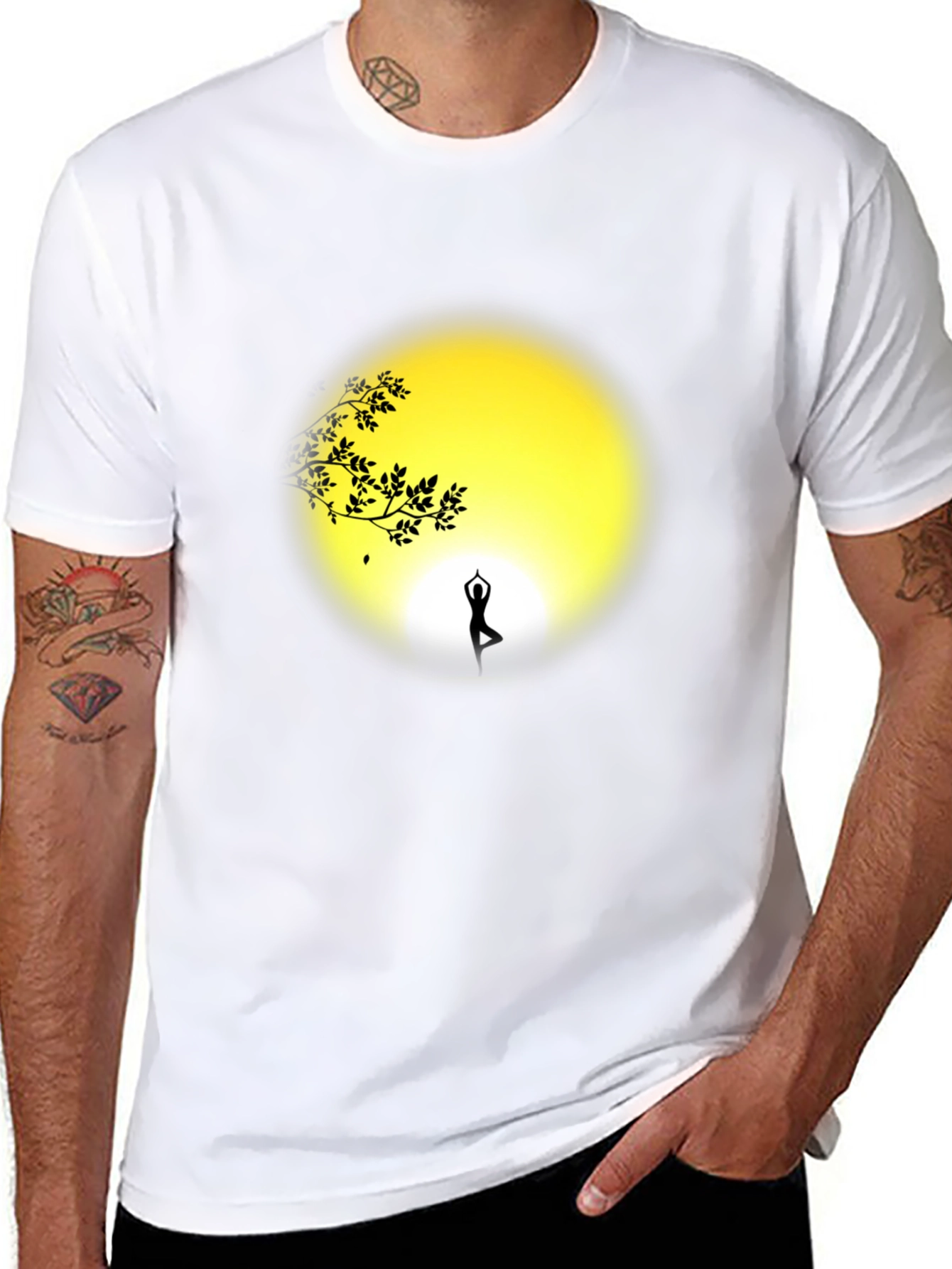 Camiseta Negra Yoga Silueta Árbol y Luna