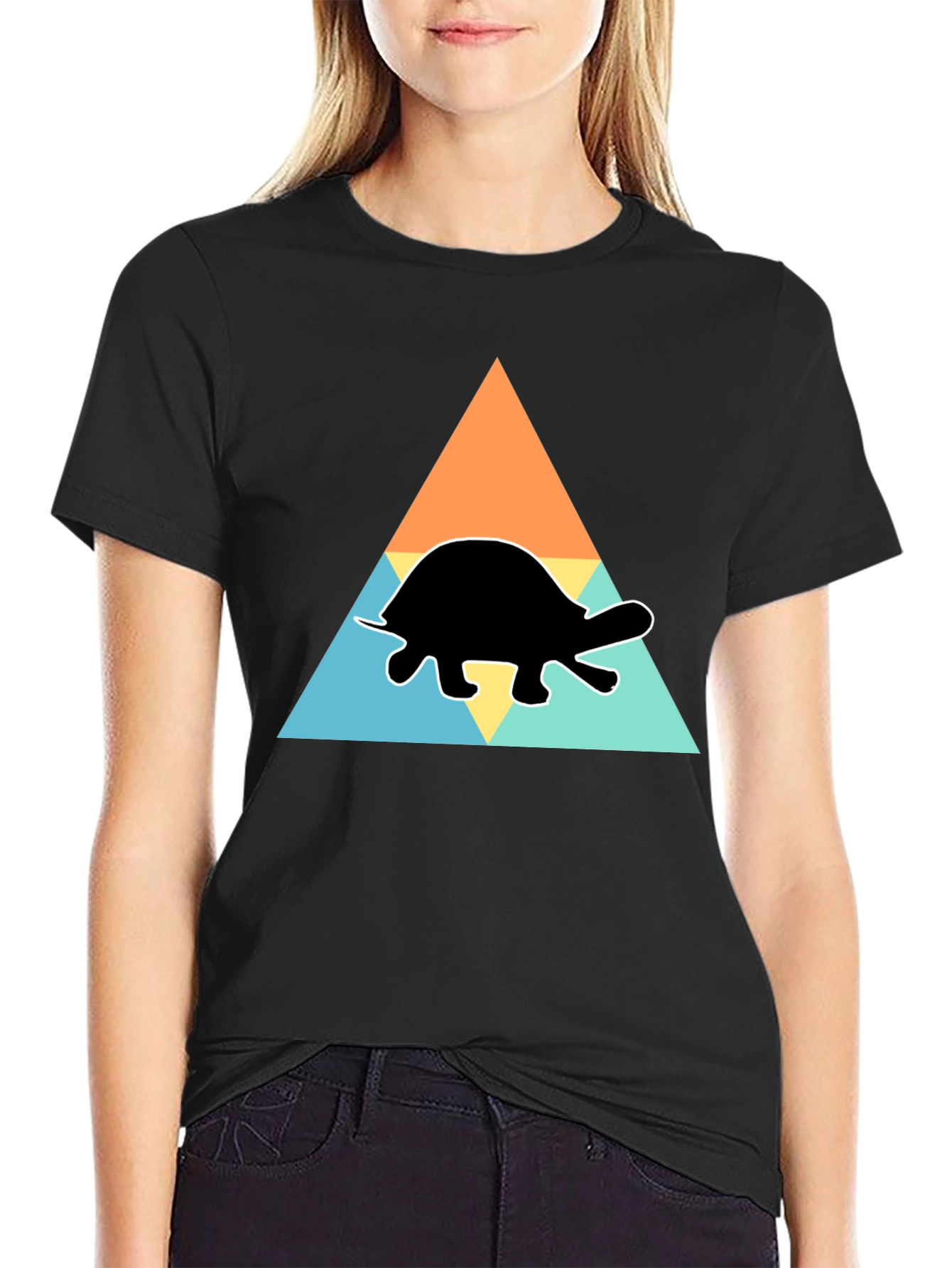 Camiseta Negra Tortuga Geométrica Casual