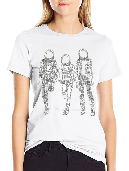 Camiseta Negra con Diseño de Astronautas