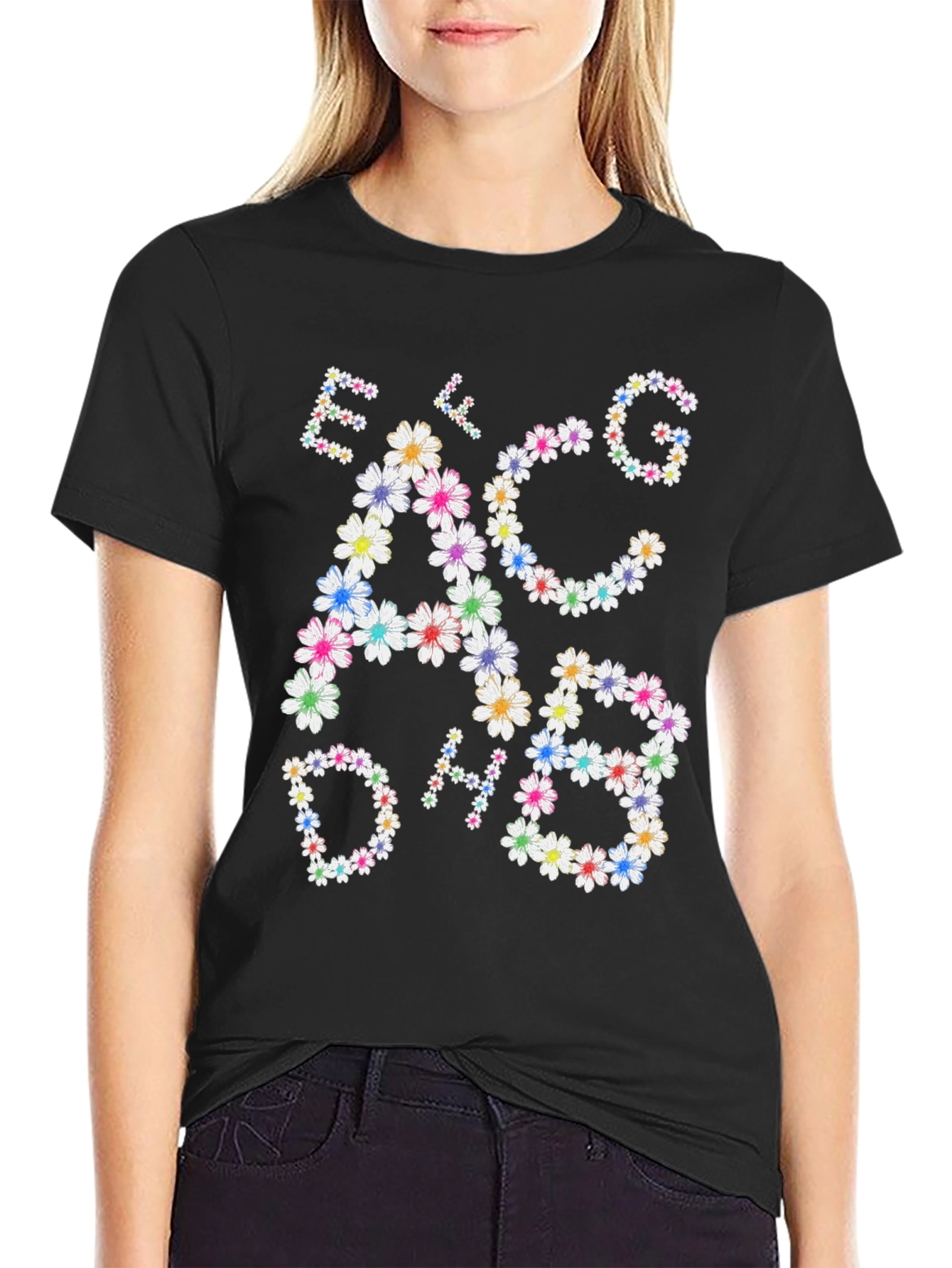 Camiseta Negra con Notas Musicales Florales