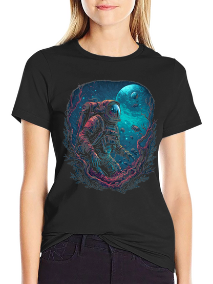 Camiseta Negra con Diseño de Astronauta Submarino