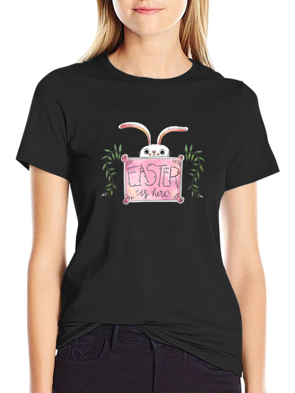 Camiseta Negra Conejo de Pascua Easter is here